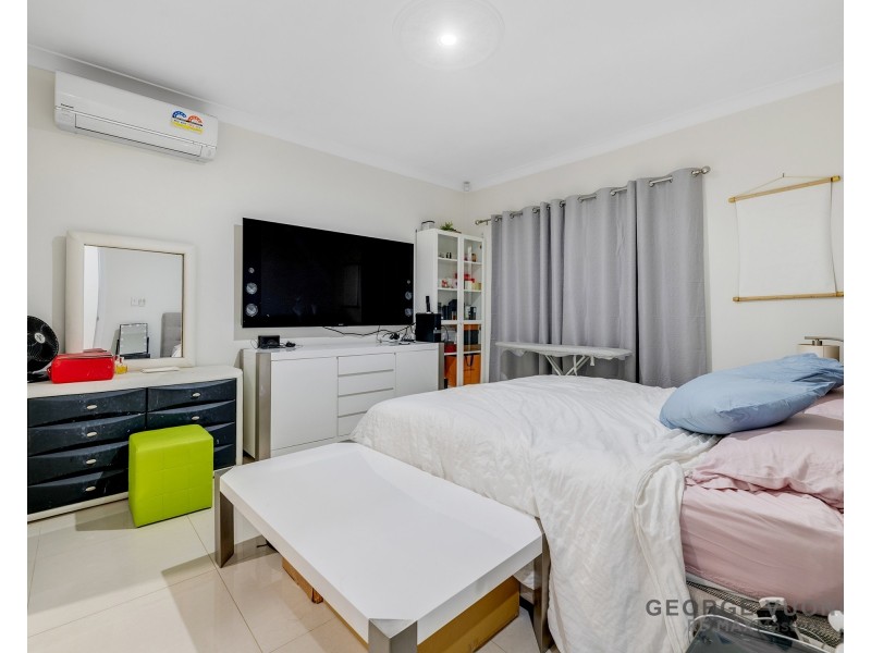 12 Belmore Cr, Forest Lake QLD 4078