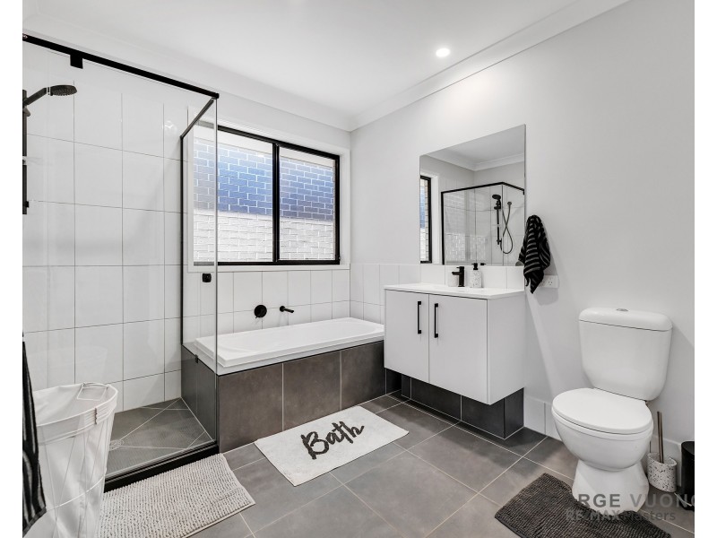 34 Tambor Cr, Pallara QLD 4110