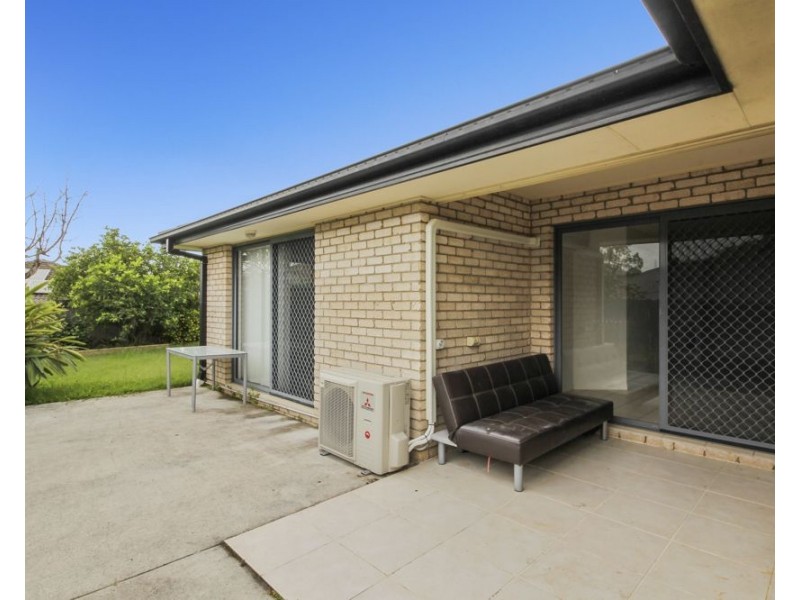 41 Mountain View Crescent, Mount Warren Park QLD 4207