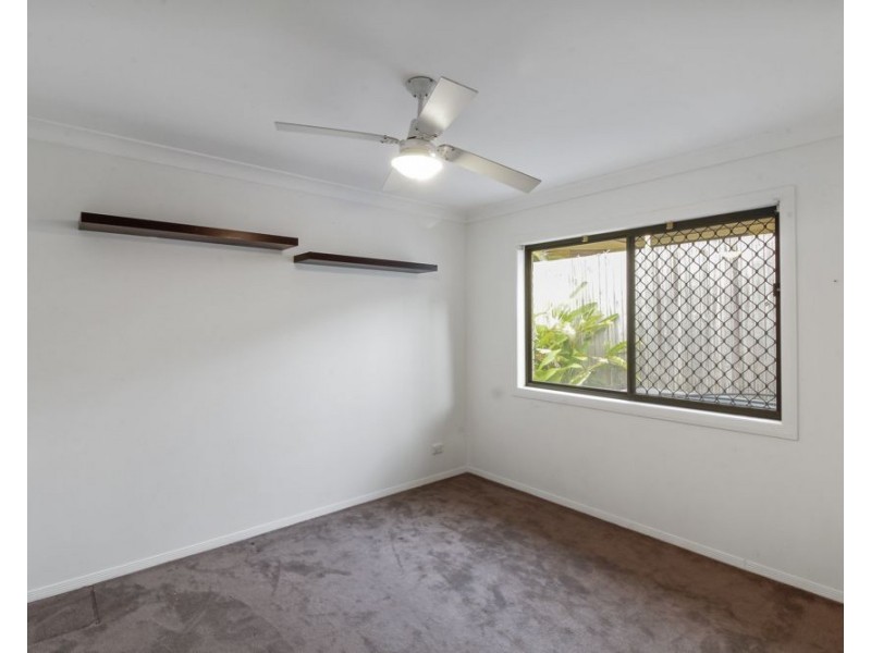 41 Mountain View Crescent, Mount Warren Park QLD 4207