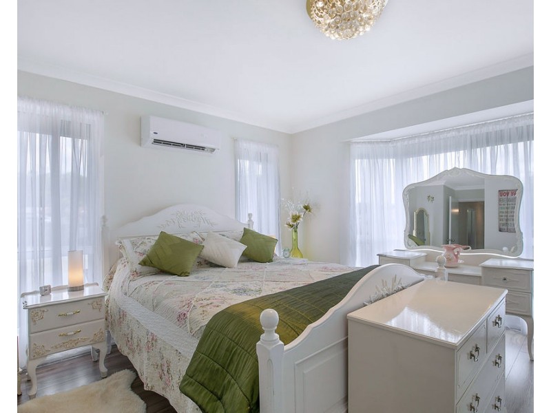 35 Moreton Street, Boronia Heights QLD 4124