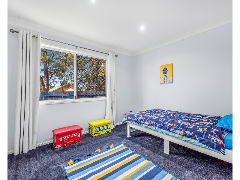 98 Banksia Cct, Forest Lake QLD 4078