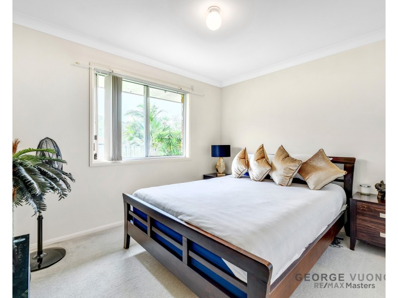 10 Drake Pl, Forest Lake QLD 4078