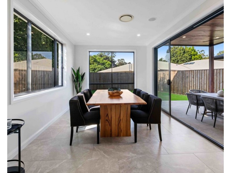 16 HEADLAND ST, Sunnybank QLD 4109