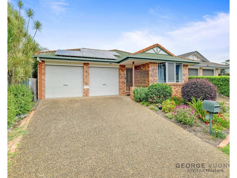 11 Blaxland Pl, Forest Lake QLD 4078