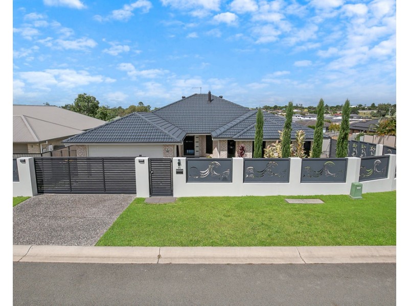 70 Marcus Drive, Regents Park QLD 4118