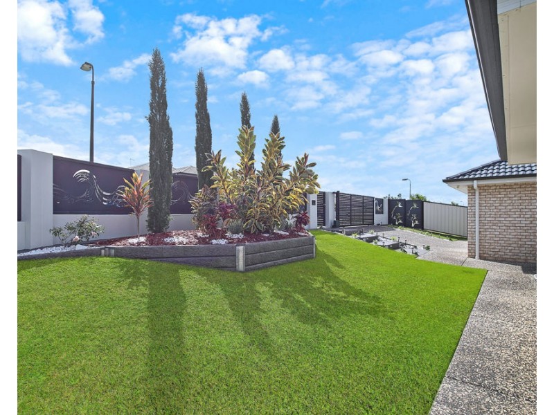 70 Marcus Drive, Regents Park QLD 4118