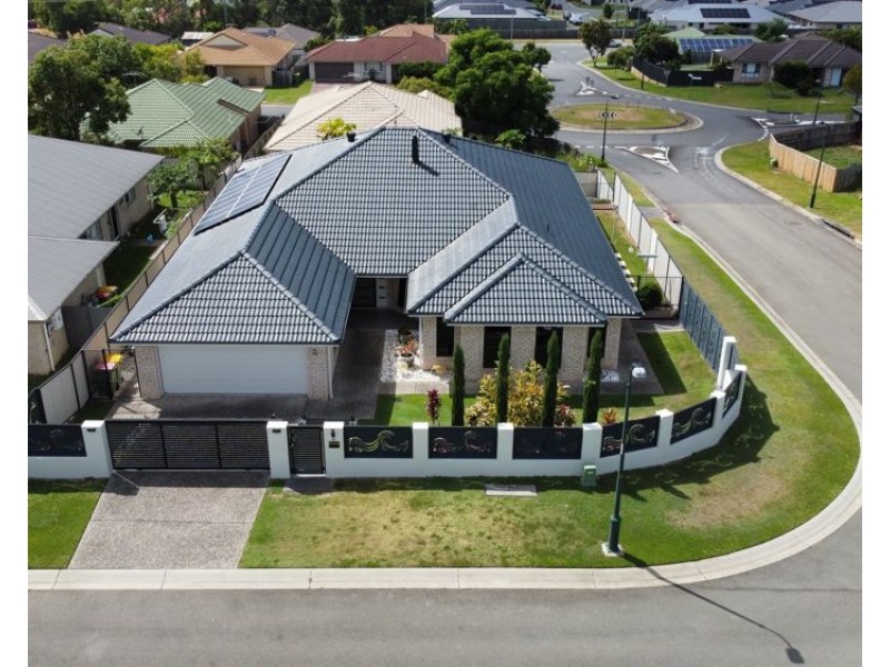 70 Marcus Drive, Regents Park QLD 4118