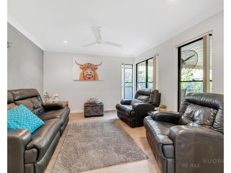 62 Nullarbor Cct, Forest Lake QLD 4078