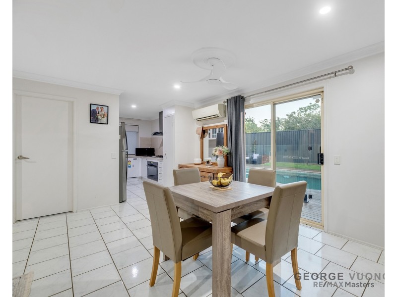 2 Amara Cr, Forest Lake QLD 4078