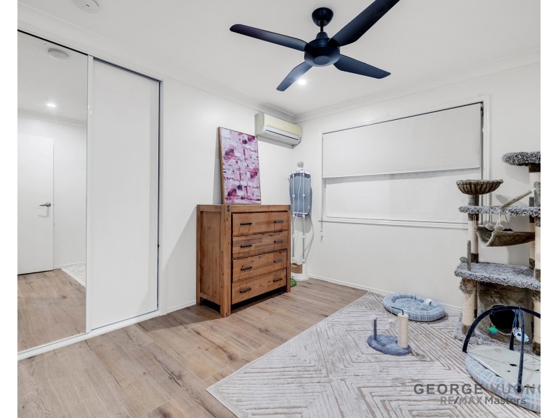 2 Amara Cr, Forest Lake QLD 4078