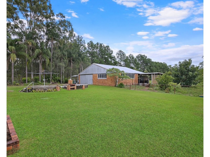 215-225 Scott lane, North Maclean QLD 4280
