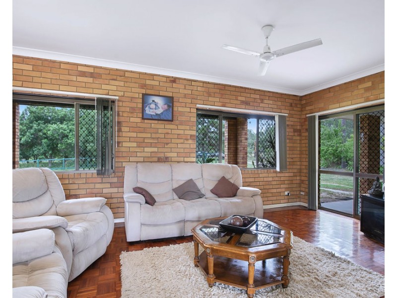 215-225 Scott lane, North Maclean QLD 4280
