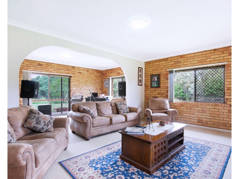 215-225 Scott lane, North Maclean QLD 4280