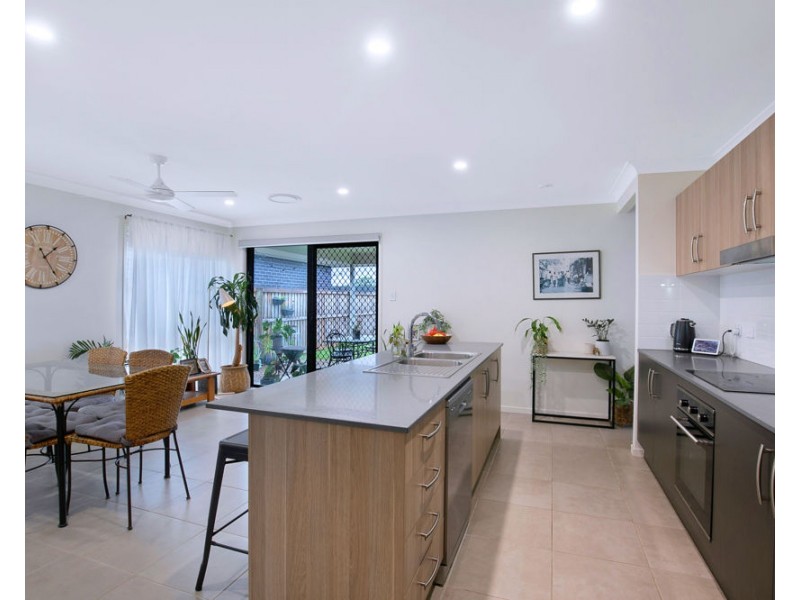 21 Johnson Circuit, Ripley QLD 4306