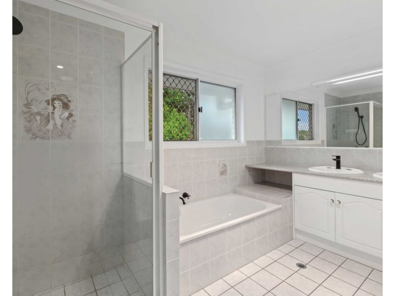 38 COMO PLACE, Parkinson QLD 4115