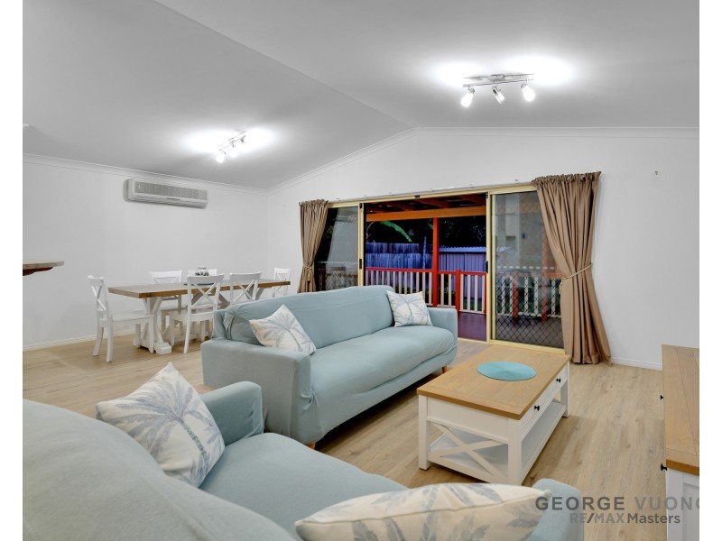 9 Maidenhair Ct, Forest Lake QLD 4078