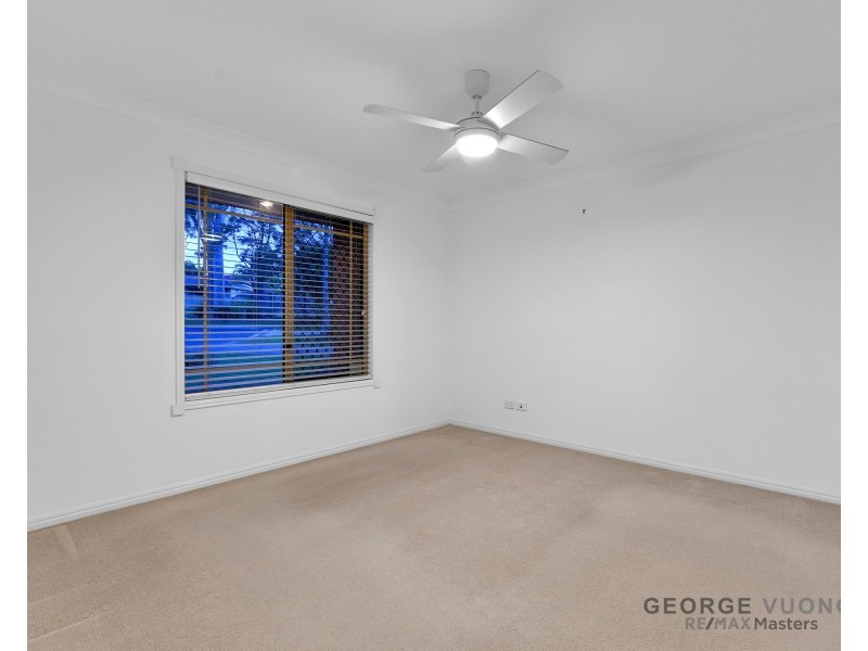 9 Maidenhair Ct, Forest Lake QLD 4078