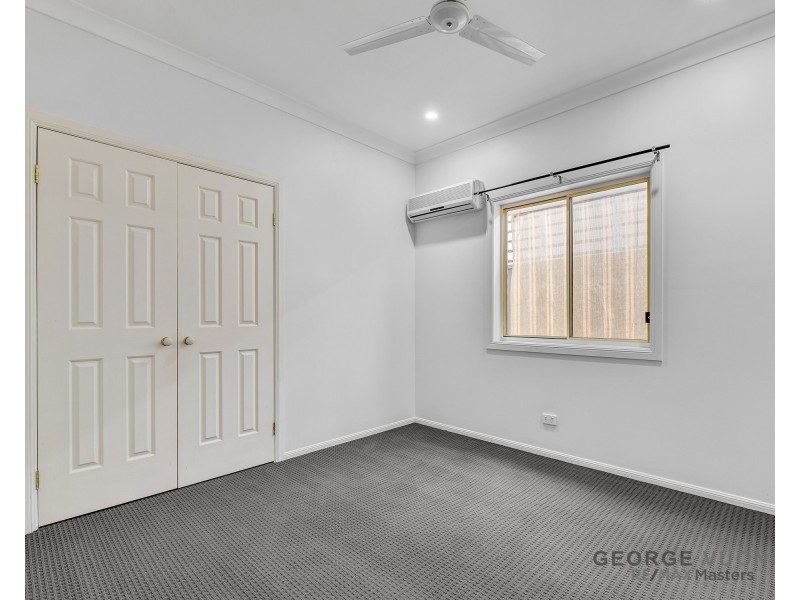 8 Mandarin Cl, Forest Lake QLD 4078