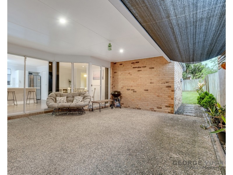 9 Blaxland Pl, Forest Lake QLD 4078