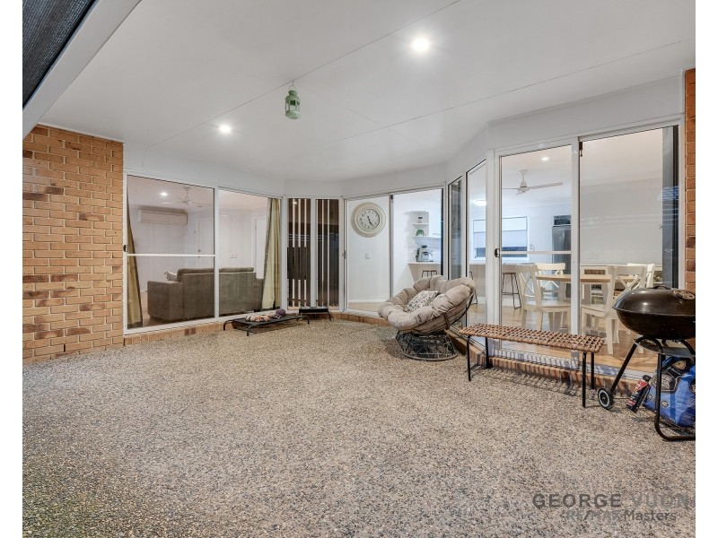 9 Blaxland Pl, Forest Lake QLD 4078