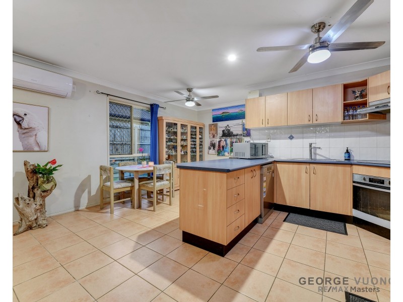 33 Starr St, Forest Lake QLD 4078