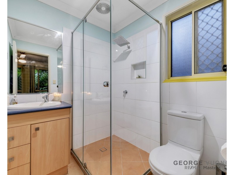 33 Starr St, Forest Lake QLD 4078