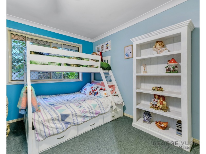 33 Starr St, Forest Lake QLD 4078