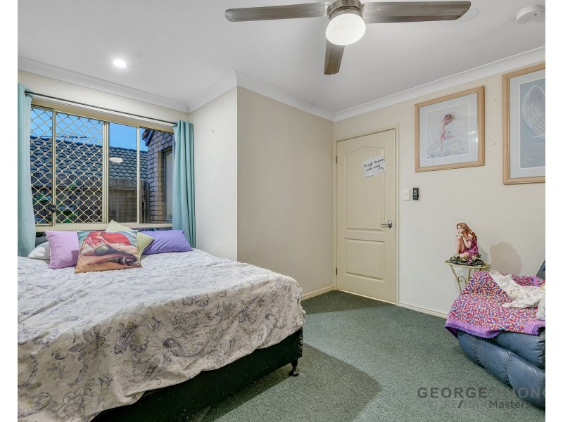 33 Starr St, Forest Lake QLD 4078