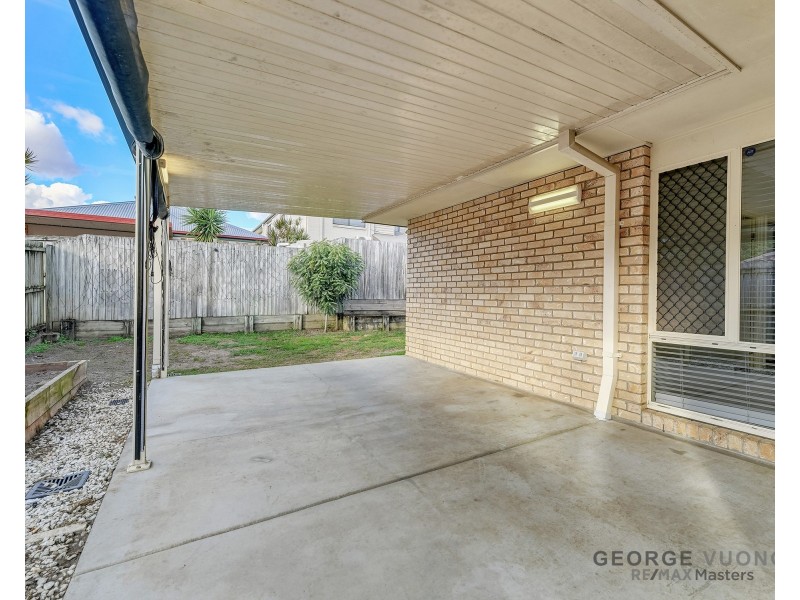 11 Eungella Tce, Forest Lake QLD 4078