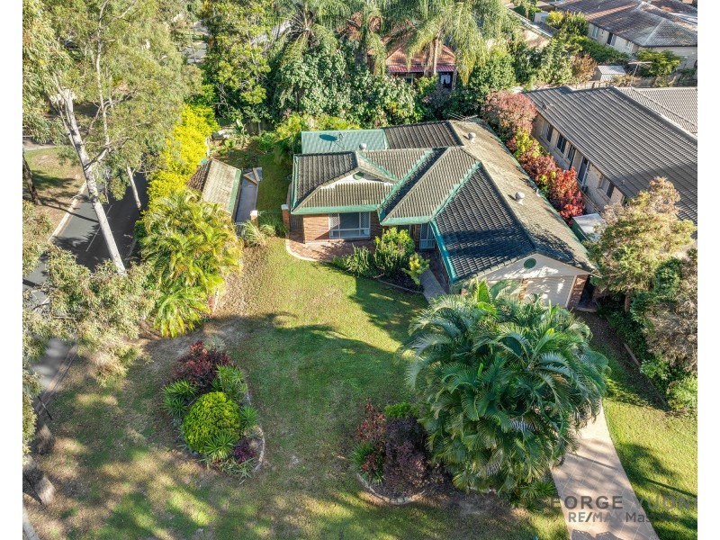 2 Fraser Place, Forest Lake QLD 4078