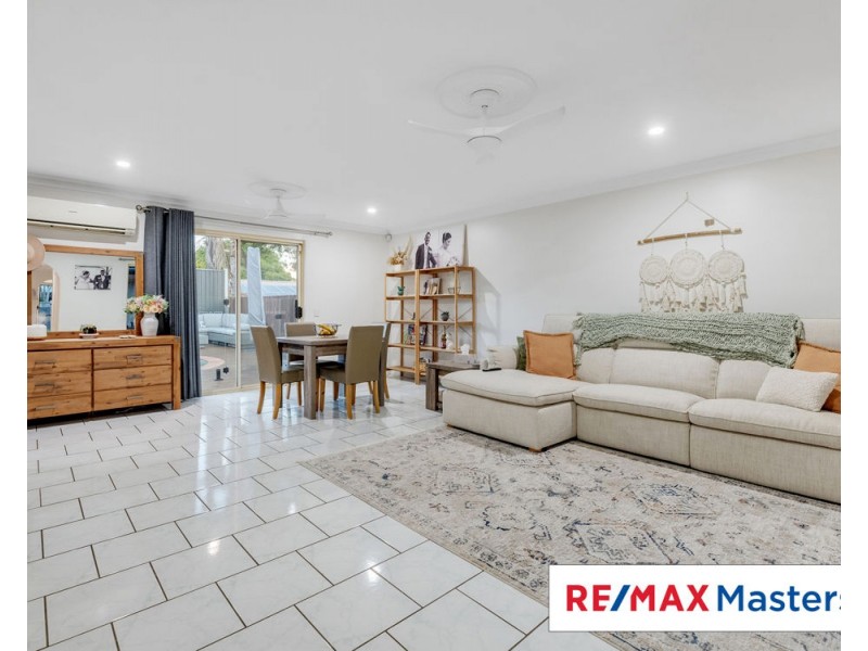 2 Amara Cr, Forest Lake QLD 4078