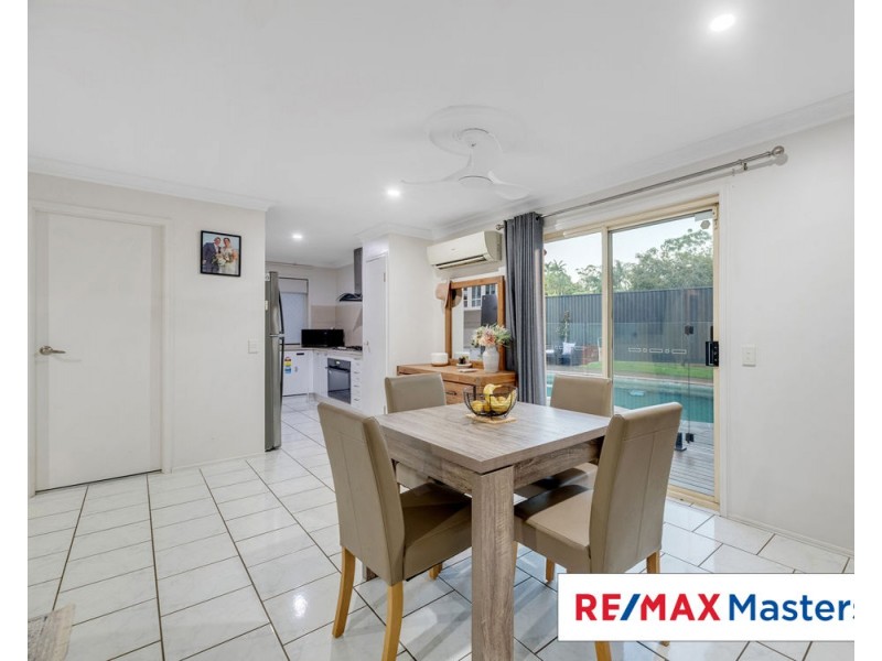 2 Amara Cr, Forest Lake QLD 4078
