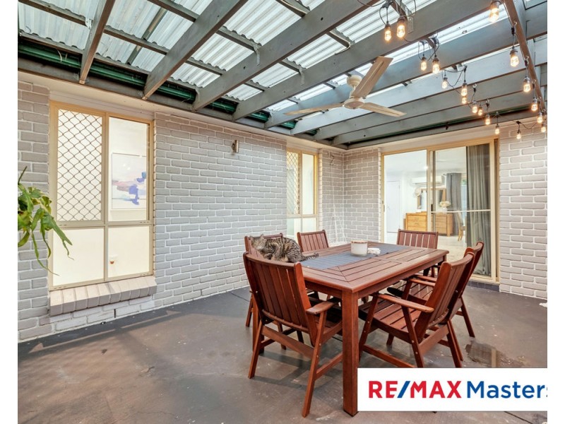 2 Amara Cr, Forest Lake QLD 4078