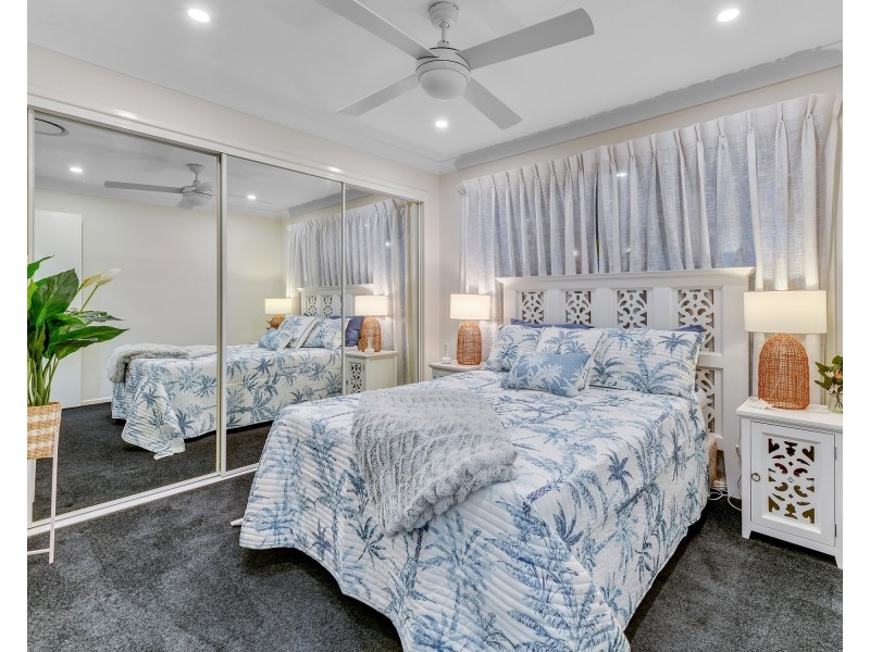 8 Ballandean Cl, Forest Lake QLD 4078