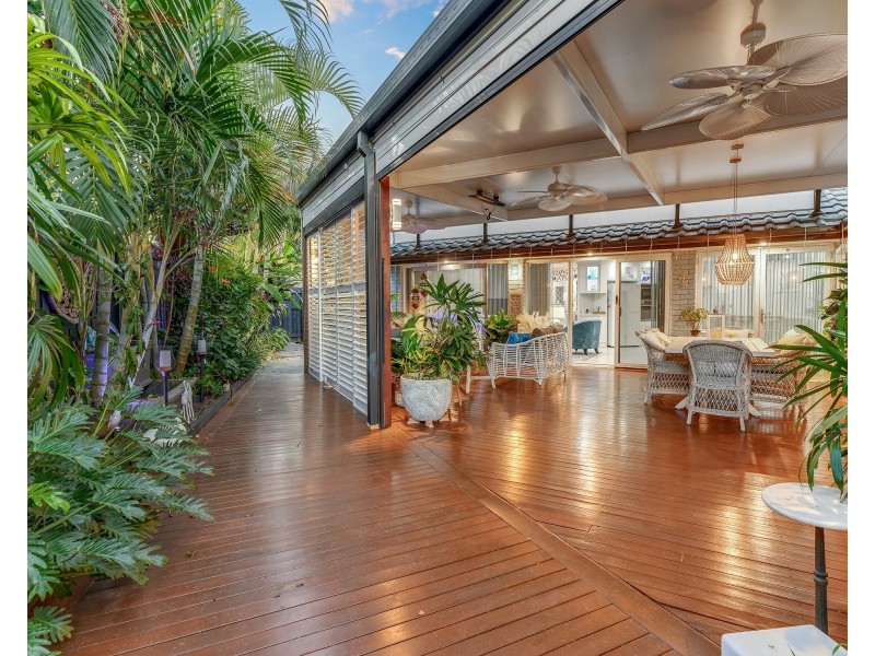 8 Ballandean Cl, Forest Lake QLD 4078