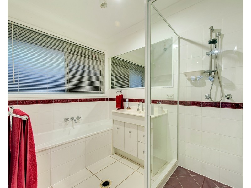 39 Clarendon Circuit, Forest Lake QLD 4078