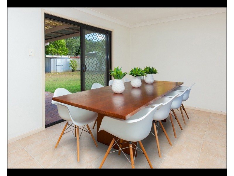 31 Edenlea Dr, Meadowbrook QLD 4131