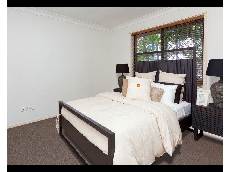 31 Edenlea Dr, Meadowbrook QLD 4131