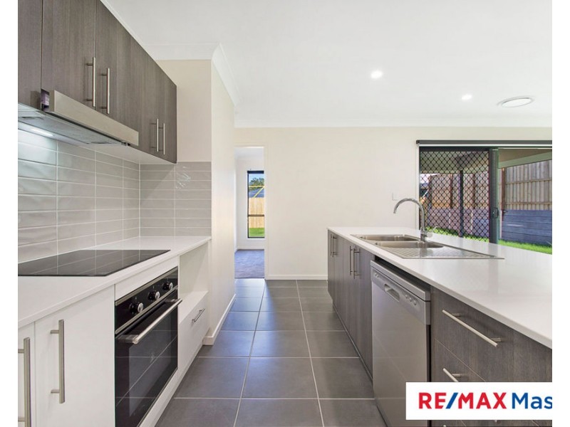 22 Fig Tree Circuit, Bahrs Scrub QLD 4207