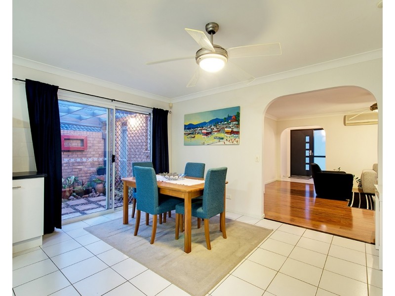 37 Clarendon Cct, Forest Lake QLD 4078