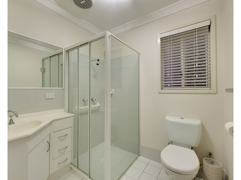 37 Clarendon Cct, Forest Lake QLD 4078