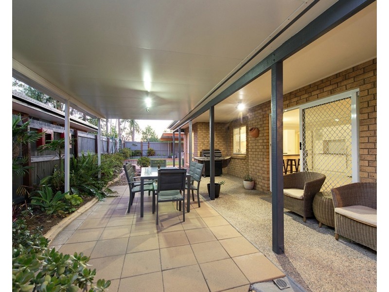 37 Clarendon Cct, Forest Lake QLD 4078