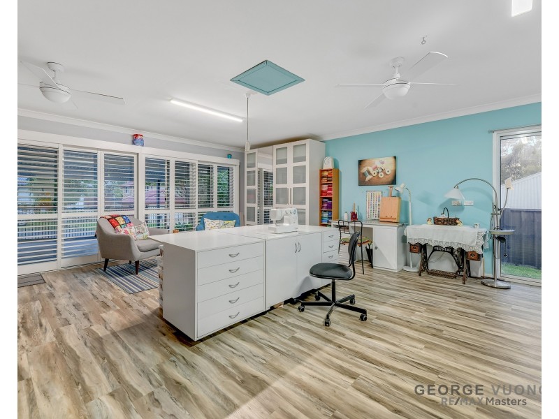 18 Saint Ives Cct, Forest Lake QLD 4078