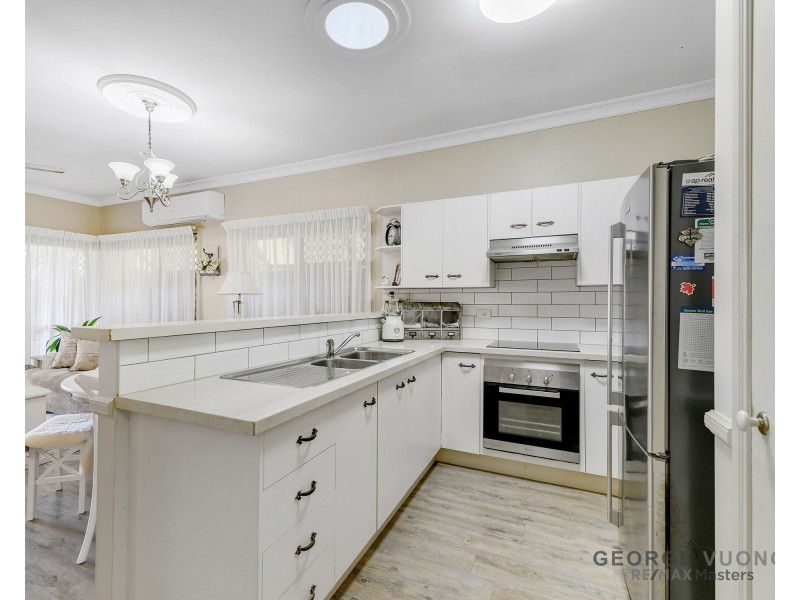 10 Halifax Ct, Forest Lake QLD 4078