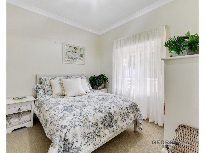 10 Halifax Ct, Forest Lake QLD 4078