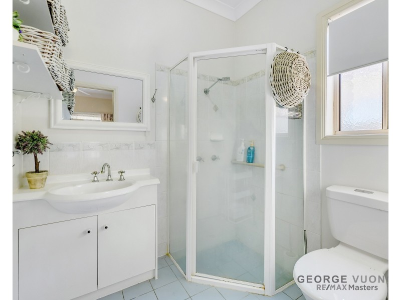 10 Halifax Ct, Forest Lake QLD 4078