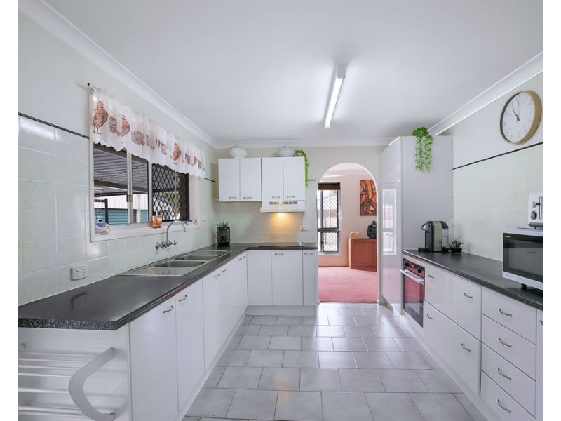 86 Flinders Crescent, Boronia Heights QLD 4124