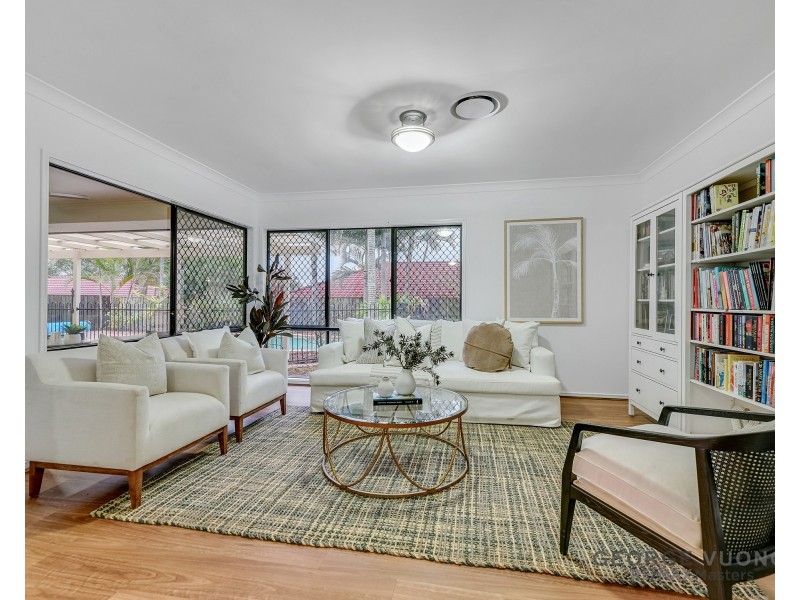 30 Booloumba Cr, Forest Lake QLD 4078