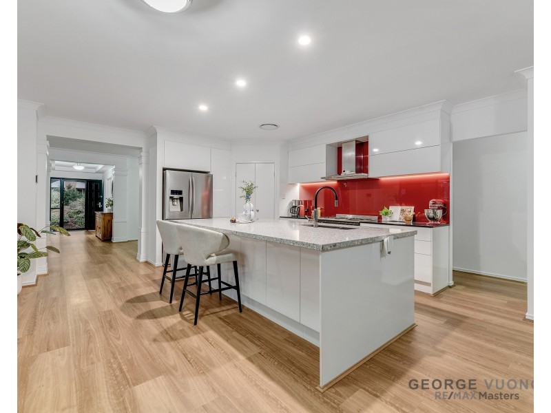 30 Booloumba Cr, Forest Lake QLD 4078